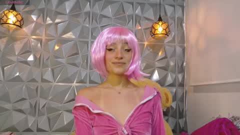 Vixen  online show from 03-26-26, 12:00