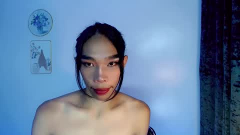 Snapshot of vixen_foxx chatting on 02-18-26, 06:53 vixen online show from 02-18-26, 06:53