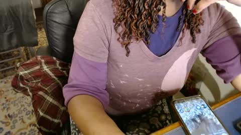 Snapshot of vixenfyre chatting on 12-15-24, 01:24 Vixen Fyre online show from 12-15-24, 01:24