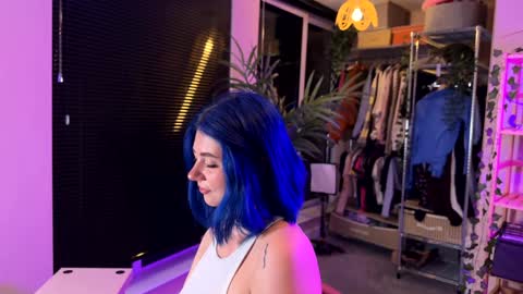 Snapshot of vixenp chatting on 09-29-25, 06:24 Polly Online mostly at 9pm-2am UK Time online show from 09-29-25, 06:24