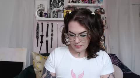 Snapshot of vixinvvitch chatting on 07-07-26, 04:44 VIXIN online show from 07-07-26, 04:44
