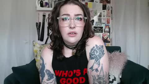 Snapshot of vixinvvitch chatting on 08-05-26, 05:38 VIXIN online show from 08-05-26, 05:38