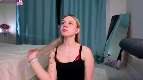 Mila online show from 03-14-26, 07:41