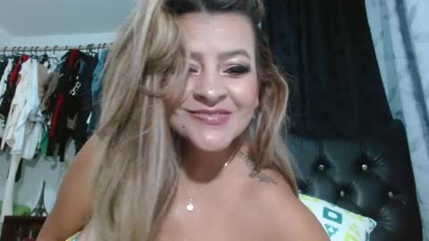 Snapshot of vkleiin chatting on 04-26-26, 01:14 Venus online show from 04-26-26, 01:14