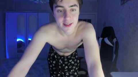 Snapshot of vlad1605 chatting on 02-19-25, 04:22 Martin online show from 02-19-25, 04:22