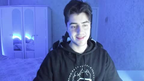 Snapshot of vlad1605 chatting on 03-02-25, 05:25 Martin online show from 03-02-25, 05:25