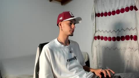 Snapshot of vlad__night chatting on 04-21-26, 03:35 Vlad online show from 04-21-26, 03:35