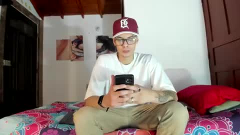 Snapshot of vlad__night chatting on 06-15-26, 03:53 Vlad online show from 06-15-26, 03:53