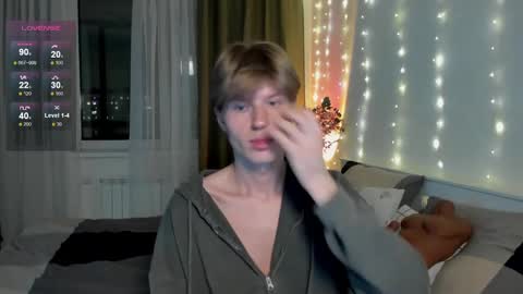 Snapshot of vlad_ggvldd chatting on 02-06-25, 04:58 Vlad Dinovich online show from 02-06-25, 04:58