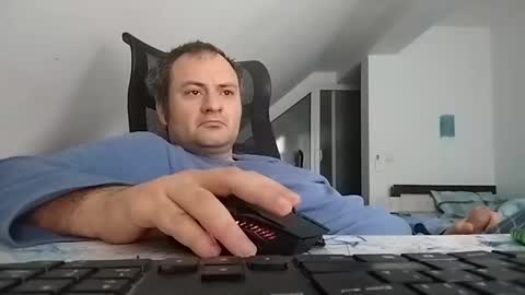 vladuhuh online show from 02-04-25, 07:07
