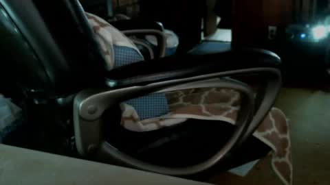 Snapshot of vnpg92 chatting on 12-27-24, 09:32 vnpg92 online show from 12-27-24, 09:32