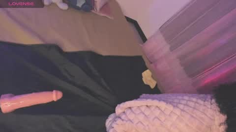 Venus  Vanessa online show from 04-06-26, 04:57