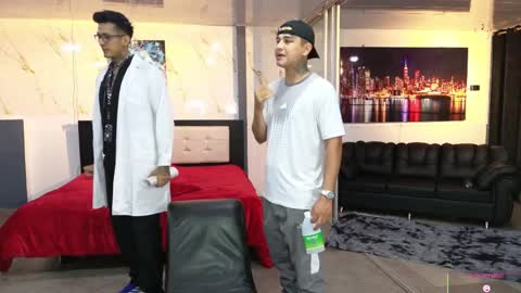 voyeurism_guys online show from 04-10-26, 11:09