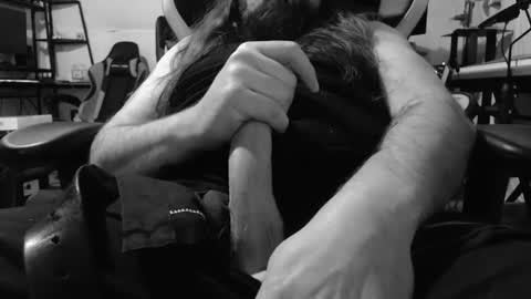 Snapshot of voyeurjiggy chatting on 01-16-25, 08:22 voyeurjiggy online show from 01-16-25, 08:22