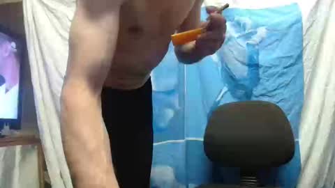 Snapshot of vrouwen_verwenner chatting on 05-04-26, 06:04 Mac Miller online show from 05-04-26, 06:04