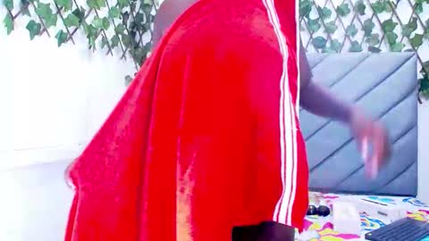 Snapshot of vskayper chatting on 12-13-25, 07:53 skay online show from 12-13-25, 07:53