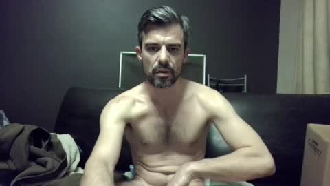 Snapshot of vuiljoske chatting on 02-12-25, 07:35 CBNewGuy online show from 02-12-25, 07:35