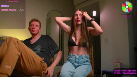 Snapshot of vundersex chatting on 10-29-25, 06:09 Eva and Franklin online show from 10-29-25, 06:09