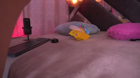 Violeta online show from 01-15-25, 09:13