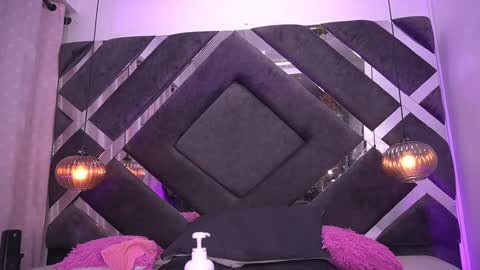 Violeta online show from 01-22-25, 03:09