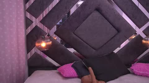 Violeta online show from 02-12-25, 03:07