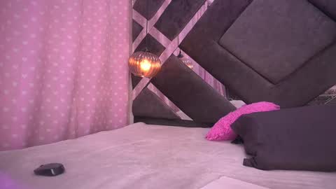 Violeta online show from 02-21-25, 03:12