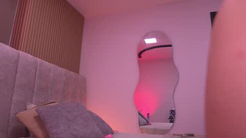 Violeta online show from 03-19-26, 03:10