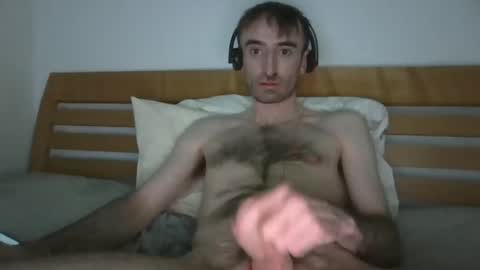 hung boy online show from 03-09-25, 06:17