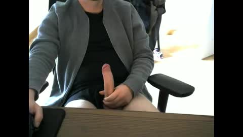 Snapshot of vxnny chatting on 09-29-25, 03:06 vxnny online show from 09-29-25, 03:06