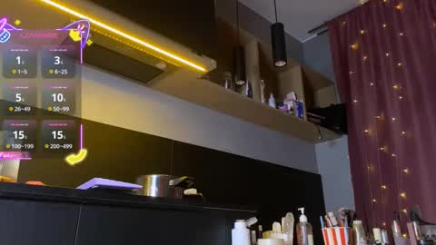 Snapshot of vynila chatting on 11-09-25, 10:41 ILONA A week goal new laptop online show from 11-09-25, 10:41