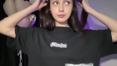 Alice  Before pvt write to me in PM  online show from 01-20-25, 01:11