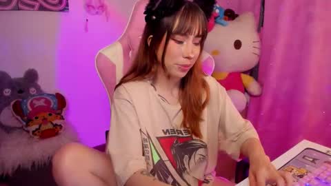 AIKA  online show from 10-22-25, 09:14