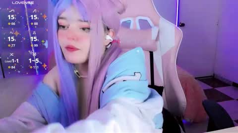 Snapshot of waifumochi_chan chatting on 09-14-25, 11:59 online show from 09-14-25, 11:59