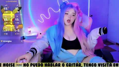 Snapshot of waifumochi_chan chatting on 11-14-25, 01:48 online show from 11-14-25, 01:48