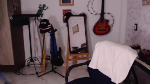 Snapshot of wake_and_bakee chatting on 02-02-26, 11:14 John online show from 02-02-26, 11:14