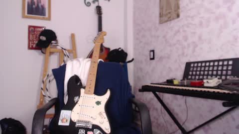 John online show from 07-04-26, 12:39