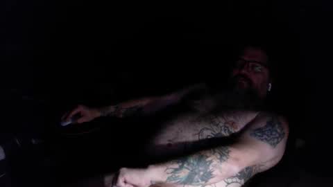 Snapshot of wakeupthedead77 chatting on 11-10-25, 08:08 Mr. Dead online show from 11-10-25, 08:08