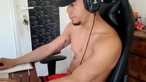 Snapshot of wali170097 chatting on 09-28-25, 09:03 ghhhgh online show from 09-28-25, 09:03