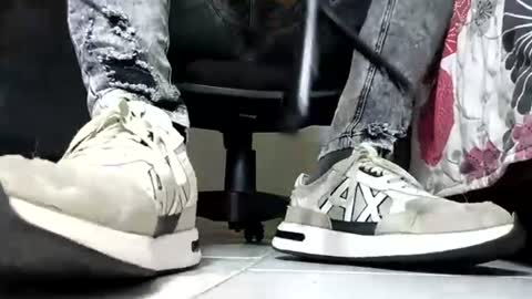Snapshot of waltherfeet_ chatting on 07-17-26, 03:18 WaltherFeet online show from 07-17-26, 03:18