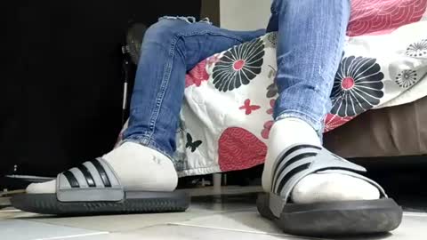 Snapshot of waltherfeet_ chatting on 07-19-26, 04:22 WaltherFeet online show from 07-19-26, 04:22