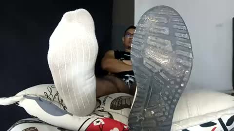 Snapshot of waltherfeet_ chatting on 08-01-26, 04:06 WaltherFeet online show from 08-01-26, 04:06