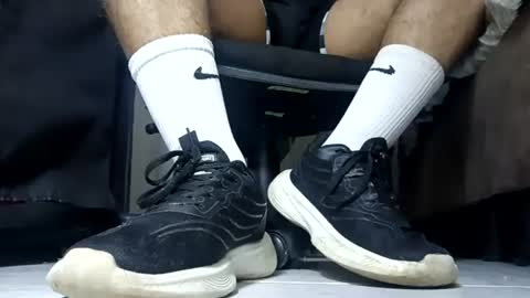 Snapshot of waltherfeet_ chatting on 08-07-26, 05:59 WaltherFeet online show from 08-07-26, 05:59