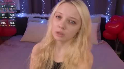 Snapshot of wandaalsbrook chatting on 02-16-26, 02:07 Emi online show from 02-16-26, 02:07