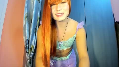 Snapshot of wanderlust_xxx chatting on 10-25-25, 06:35 Sarah Catalina Amado. Wanderlust online show from 10-25-25, 06:35