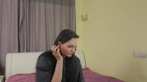 Snapshot of wanmerrill chatting on 11-16-25, 11:27 jean online show from 11-16-25, 11:27