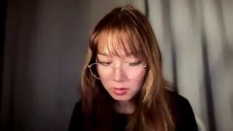 Snapshot of wanna_bewithyouxxx chatting on 02-27-26, 01:49 LIZA online show from 02-27-26, 01:49