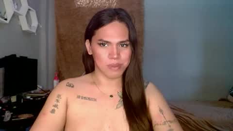 Snapshot of wanna_bewithyouxxx chatting on 06-02-26, 10:12 LIZA online show from 06-02-26, 10:12