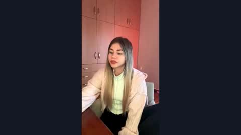 Elena  online show from 03-29-26, 03:23