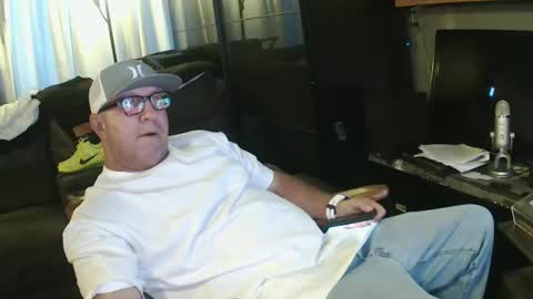 inittogetitin online show from 04-19-26, 01:32