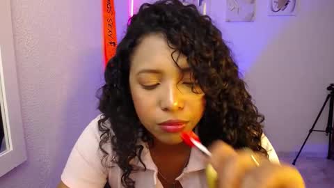 Snapshot of warisgoddes chatting on 03-06-25, 07:47 EMILY online show from 03-06-25, 07:47